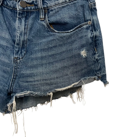 BlankNYC Pin Up High Rise Shorts Distressed Size 29 - Picture 2 of 4